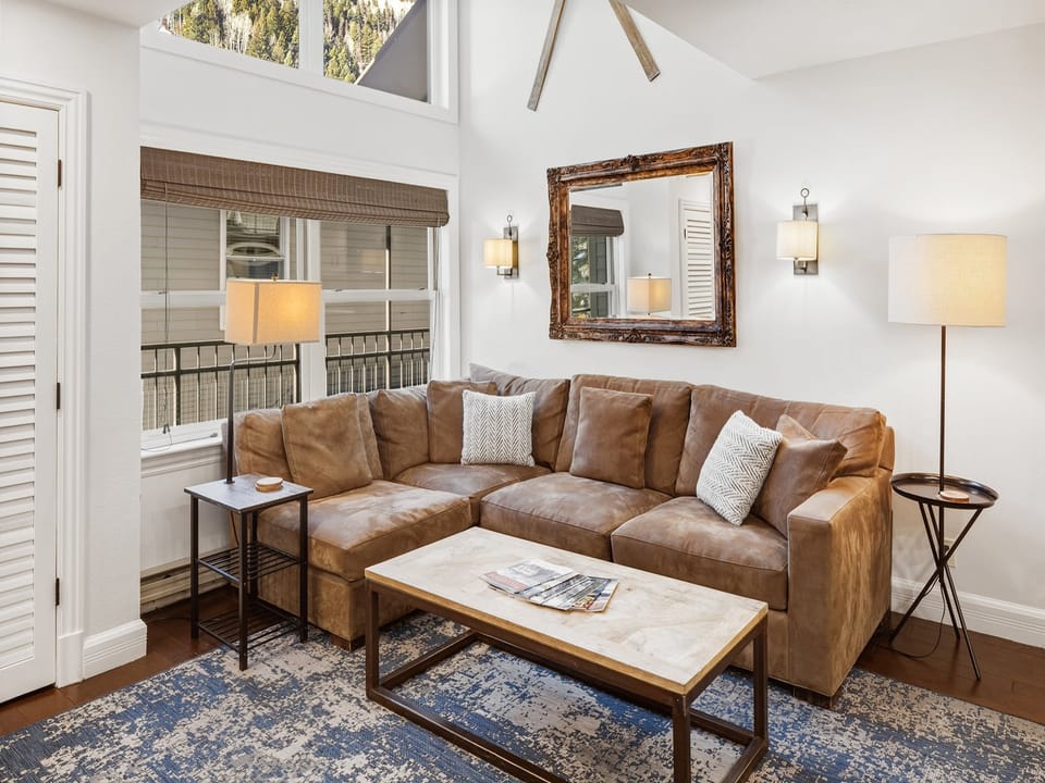 Spacious 2-bedroom condo offering a family-friendly space to catch a movie, play games, or fully relax after a fun day on the mountain. Ski-in/ski-out convenience makes hitting the slopes a breeze.