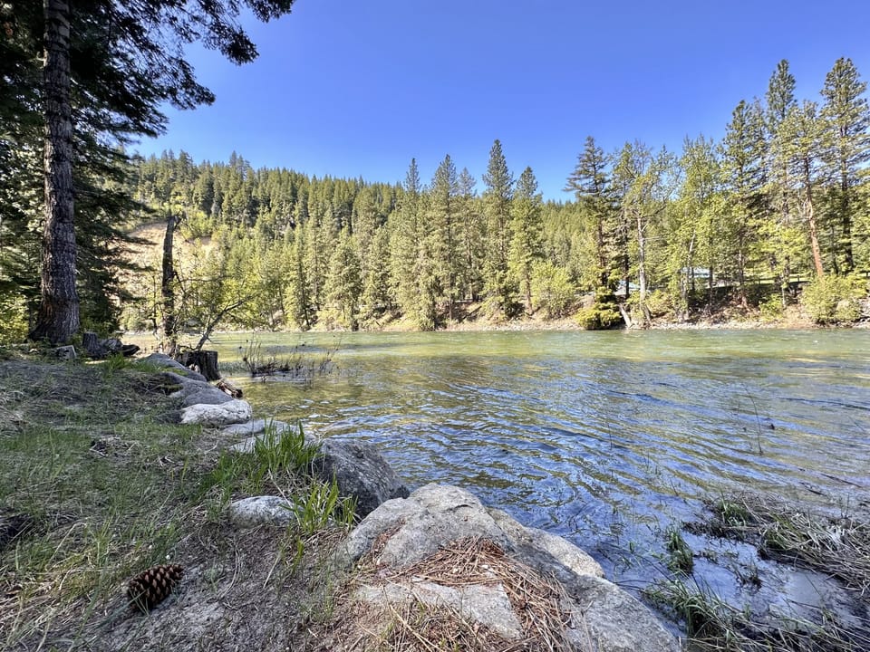 Low bank Wenatchee River