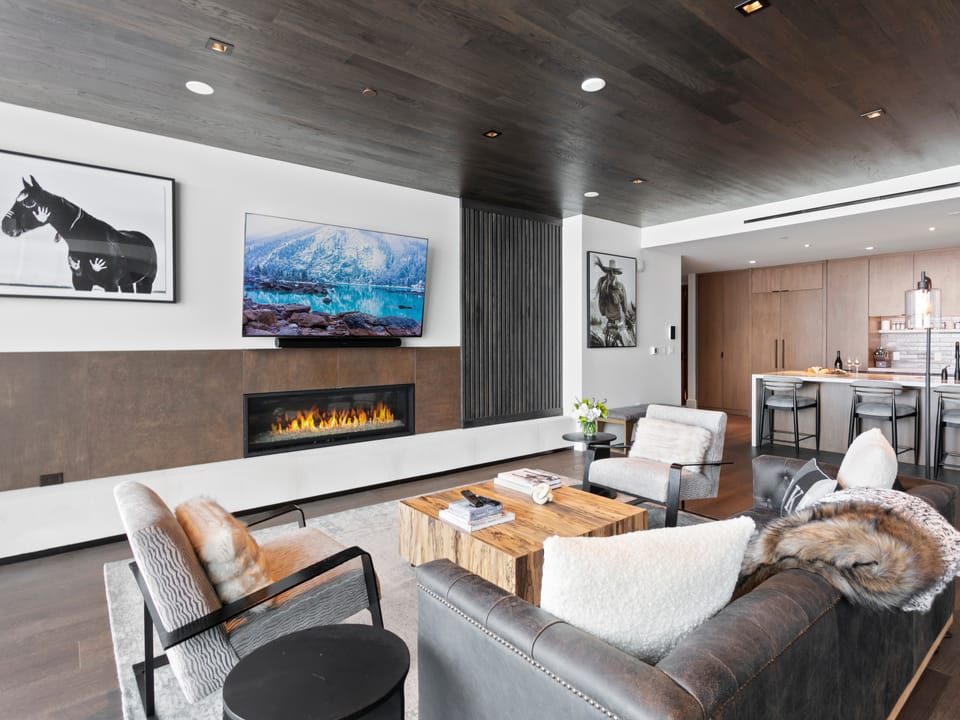 Argent at Deer Valley Resort - Three Bedroom Deluxe #103 Apartment in Park City