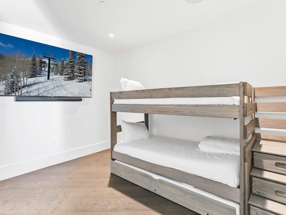 Argent at Deer Valley Resort - Two Bedroom Deluxe #401 Apartment in Park City