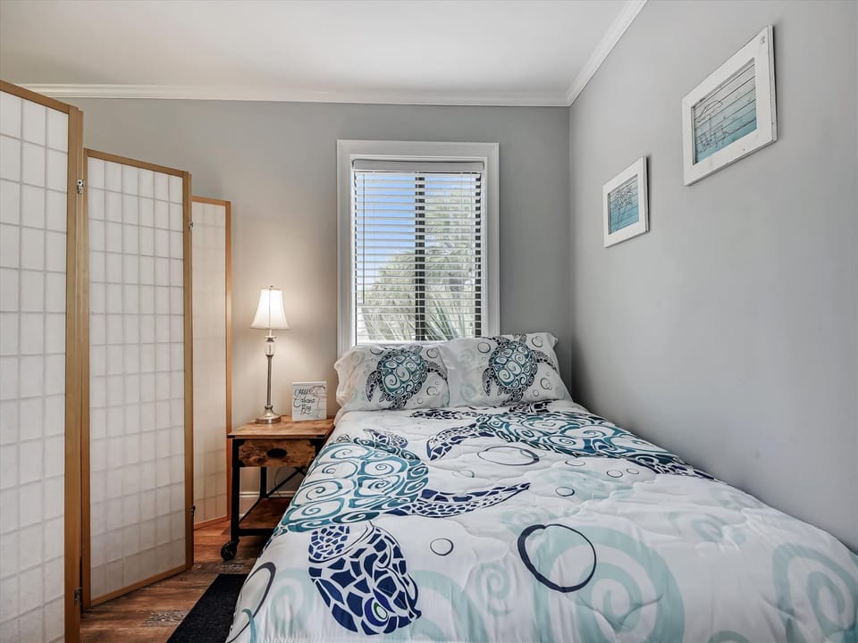Queen bed with partition for privacy