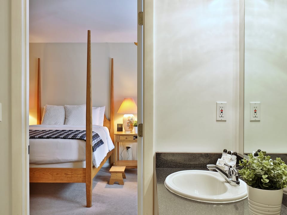 View from the ensuite bathroom into the room.