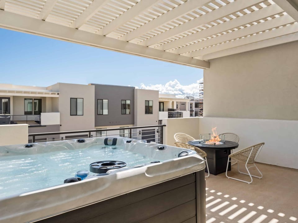Private Hot Tub