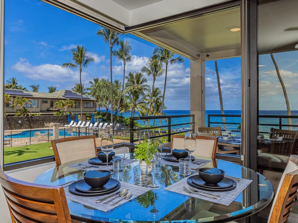 Private Lanai with Ocean Views!