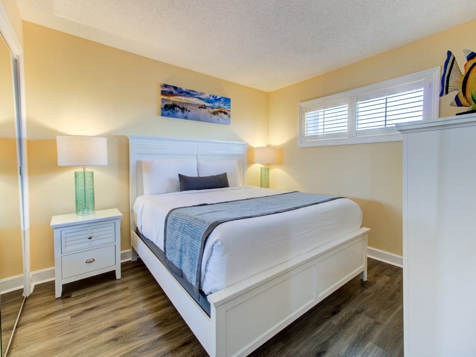 Atlantic Towers 607-print-011-014-Bedroom-4200x2761-300dpi