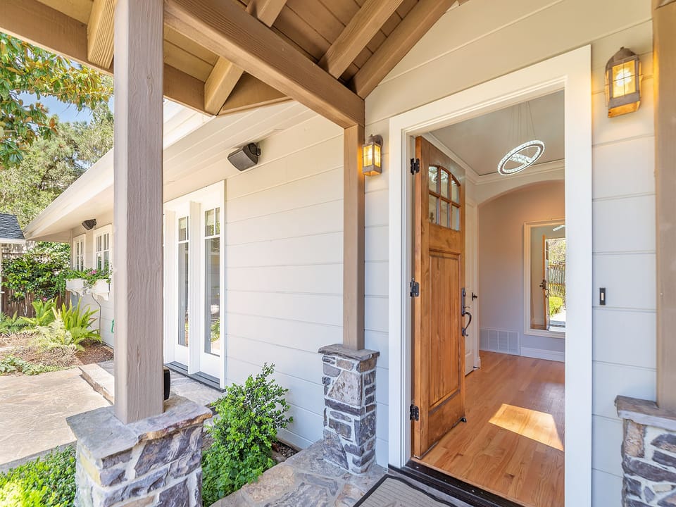 Molly's Cove - 3 Bedrooms / 2 Baths