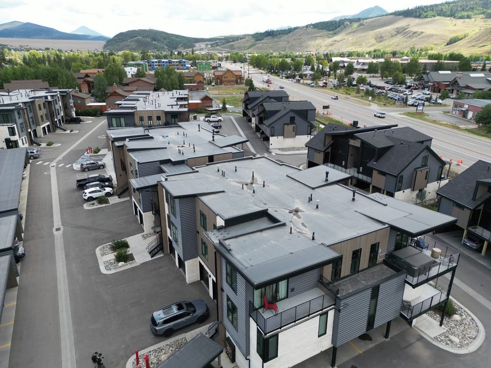 Exterior, River West 924, Silverthorne Vacation Rental