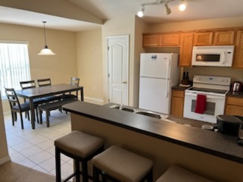 Kitchen Dinning.jpg