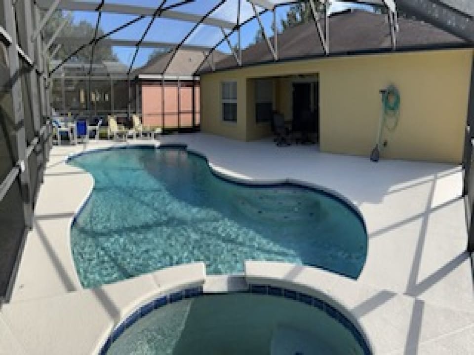 Pool2