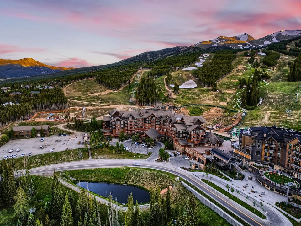The BreckConnect Gondola is literally RIGHT THERE for you to ride down to downtown Breckenridge for shopping, dining, and more! - Please note that the BreckConnect Gondola only operates in peak winter (Dec-Apr) and peak summer (Jul-Sep) months for wildlife conservation in Breckenridge.