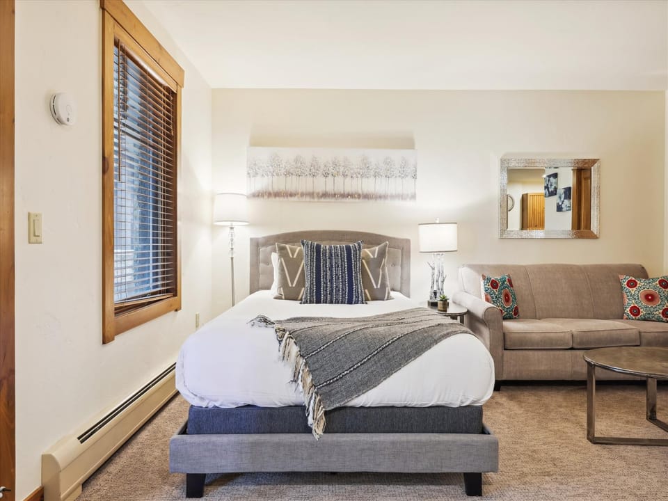 Bed - Mountain Thunder Lodge 5104 - Breckenridge Vacation Rental