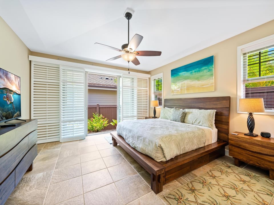 Spacious king bed invites restful nights and lazy mornings
