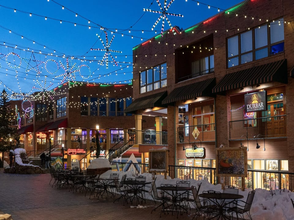 Cooper Creek shopping area in Winter Park