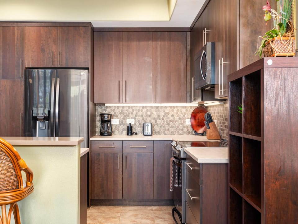 Kitchen With Lots Of Space
