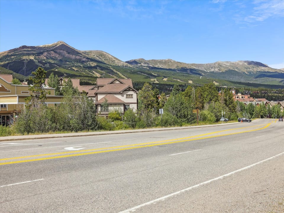 Ski Resort Views, Main Street Junction 28, Breckenridge Vacation Rental