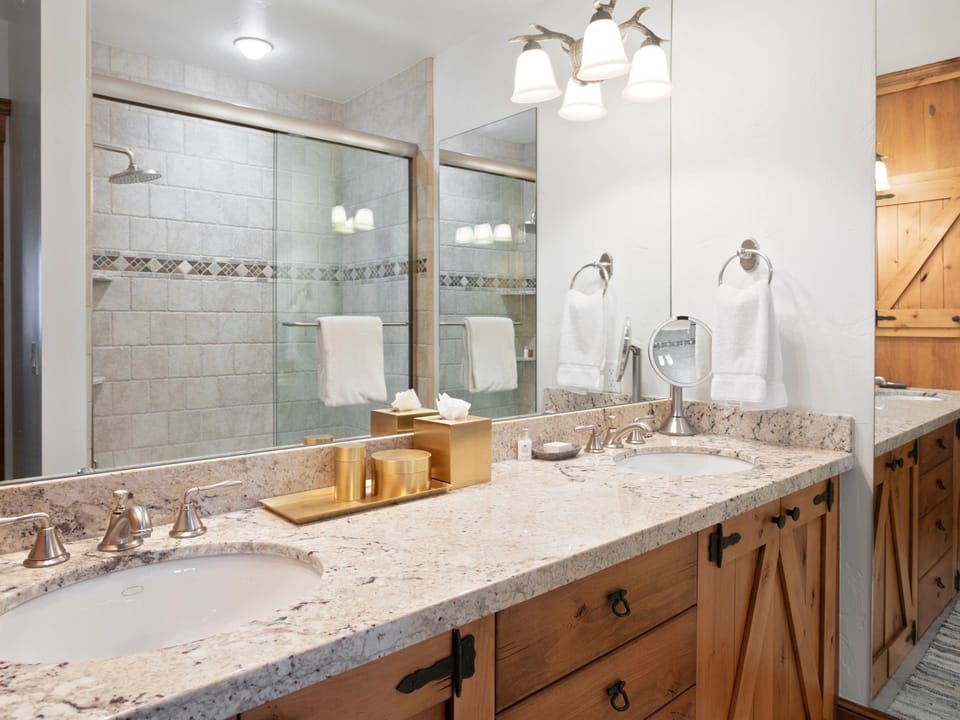 Stag Lodge at Deer Valley Resort - 4 Bed w/ Spa #7 Apartment in Park City