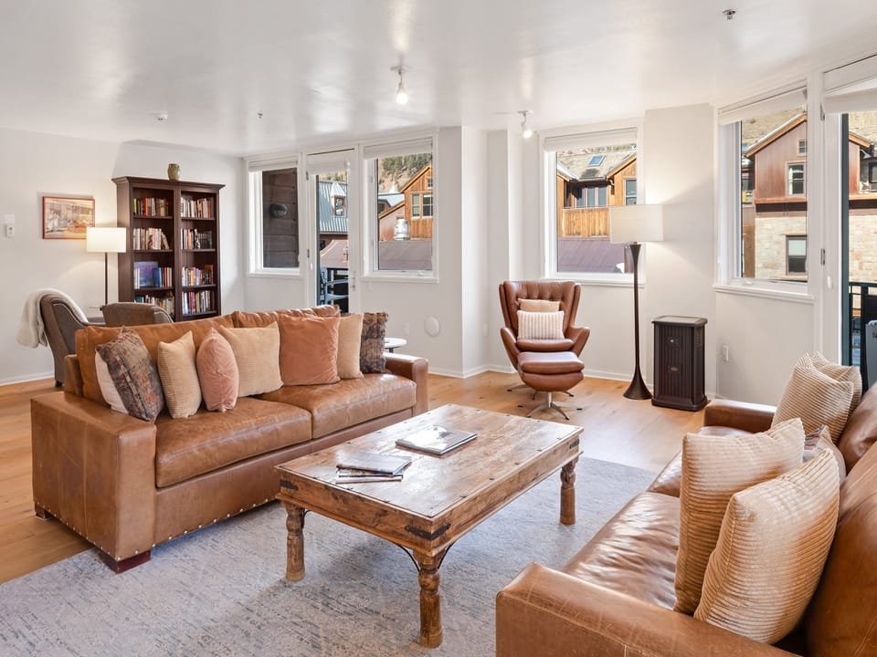 This beautiful condo offers a large open living area with plenty of space for reading, watching movies, enjoying family time and more.