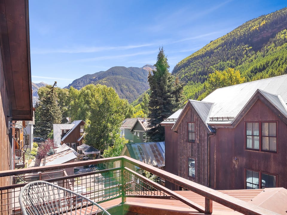 From both private decks there are amazing views. Great places to enjoy a sunset or catch an afternoon rainbow.