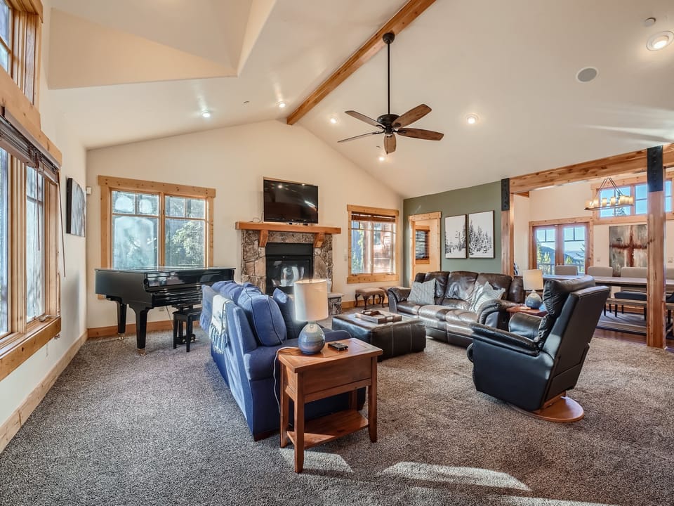 Peaks Paradise - a SkyRun Breckenridge Property - Welcome to Peaks Paradise, the perfect home for a group getaway to Breckenridge!