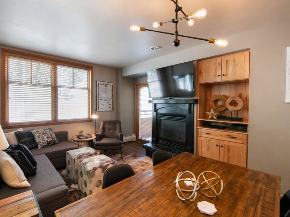 Premium Unit 1403 - 2 Bedrooms - Zephyr Mountain Apartment in Winter Park
