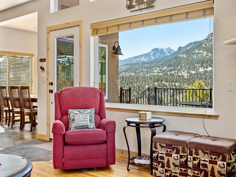 Vista Grande Vacation Rental by Estes Park Homes House in Estes Park