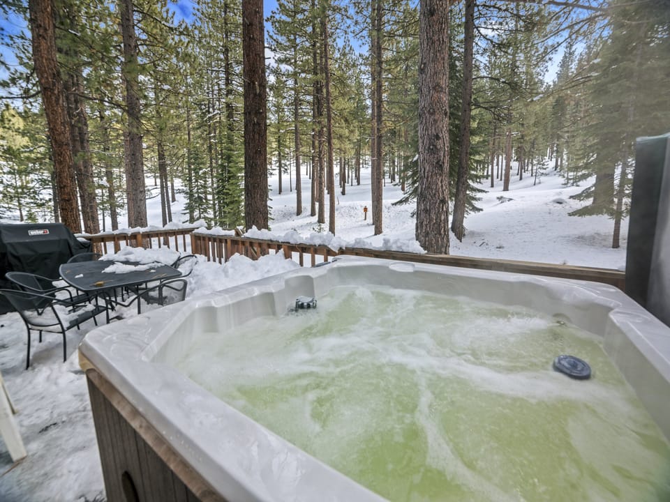 Tub