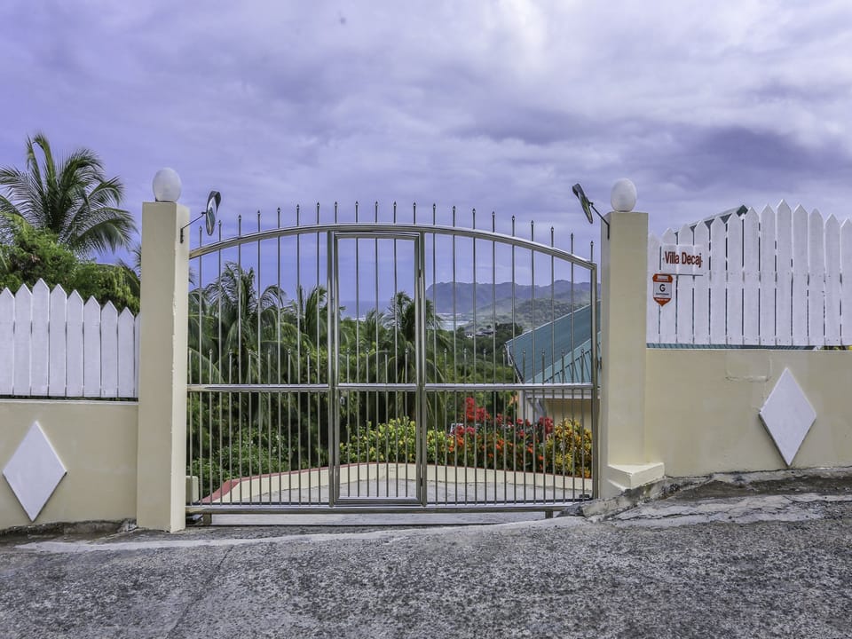 Villa Decaj Street entrance