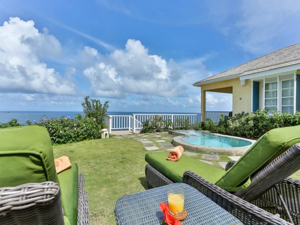 Plunge pool off Master cottage