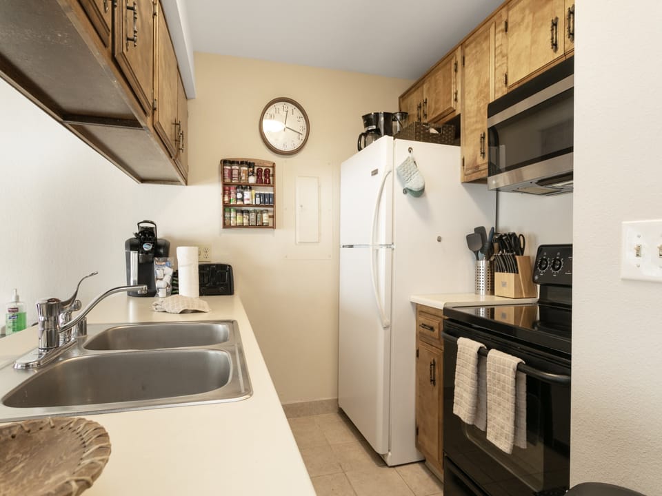 Fully stocked kitchen