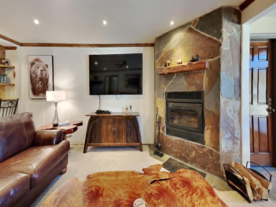 Complimentary Firewood (Seasonal)