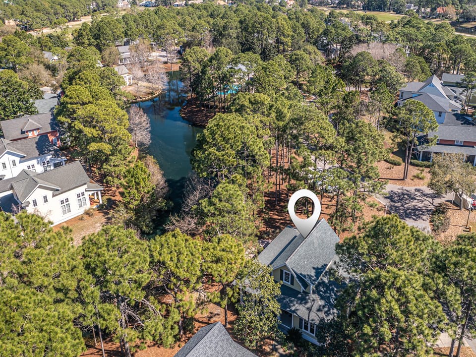 1299 Laurel Grove