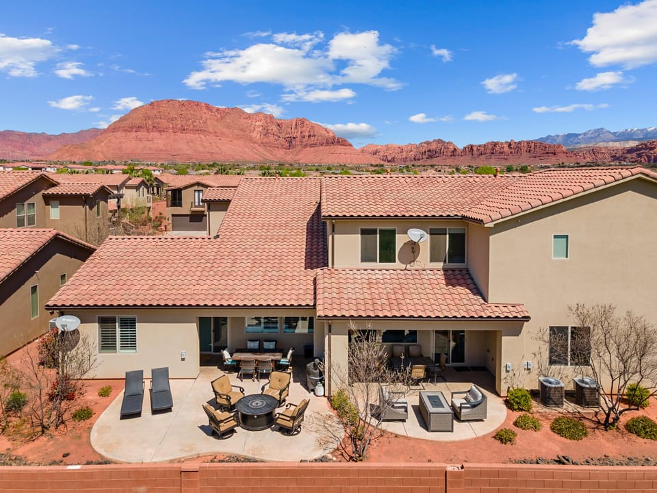 Backyards Side by Side Units