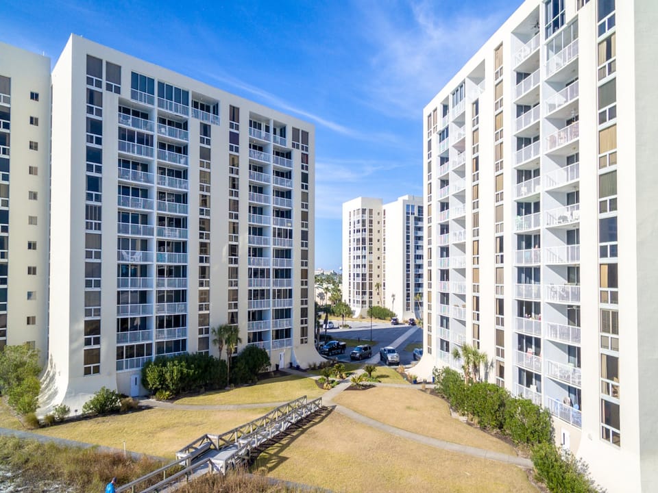 Shoreline Towers-20