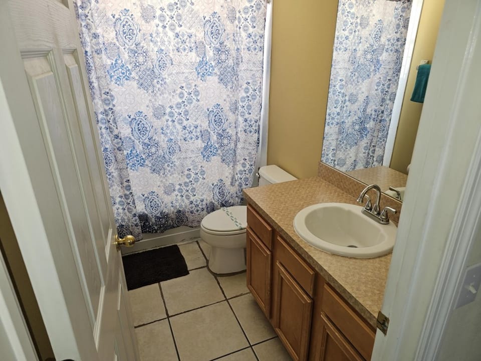 164CBWBathroom