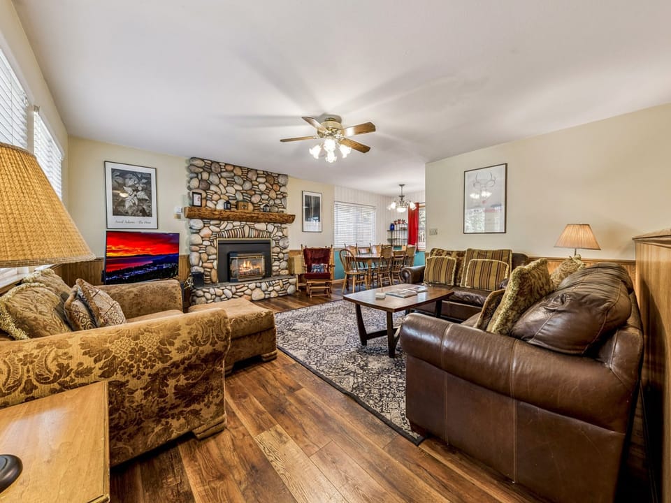 Spacious Lounge Area