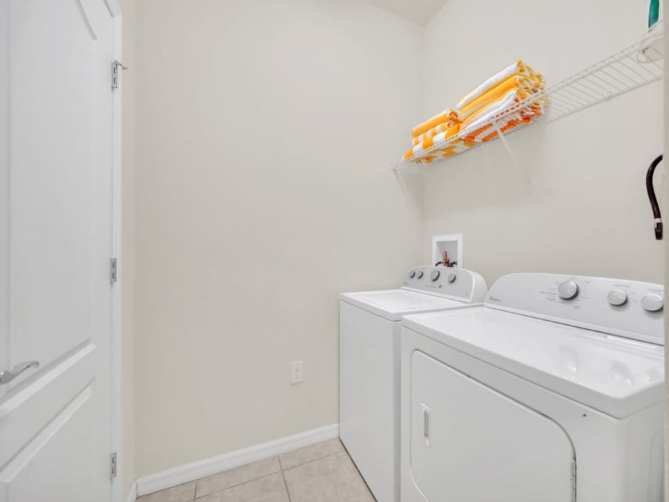 54-web-or-mls-8887-menton-loop