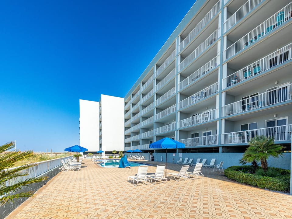 Islander Resort
