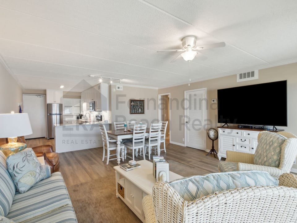 Living Room/Dining Room/TV