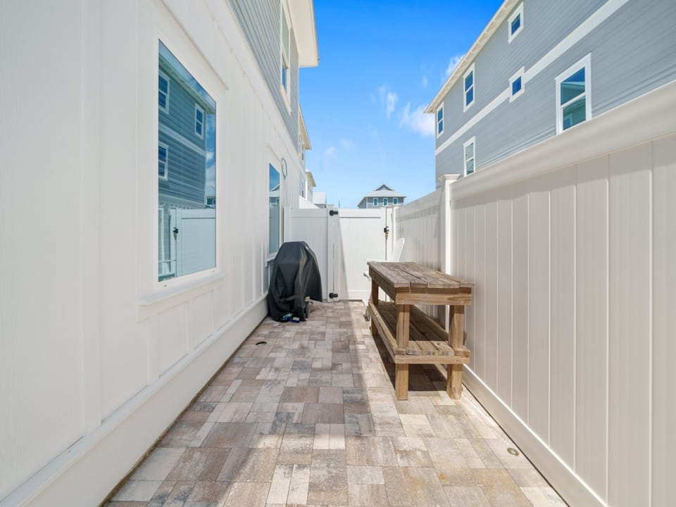 Teddy's Heaven | Outdoor Grilling Area