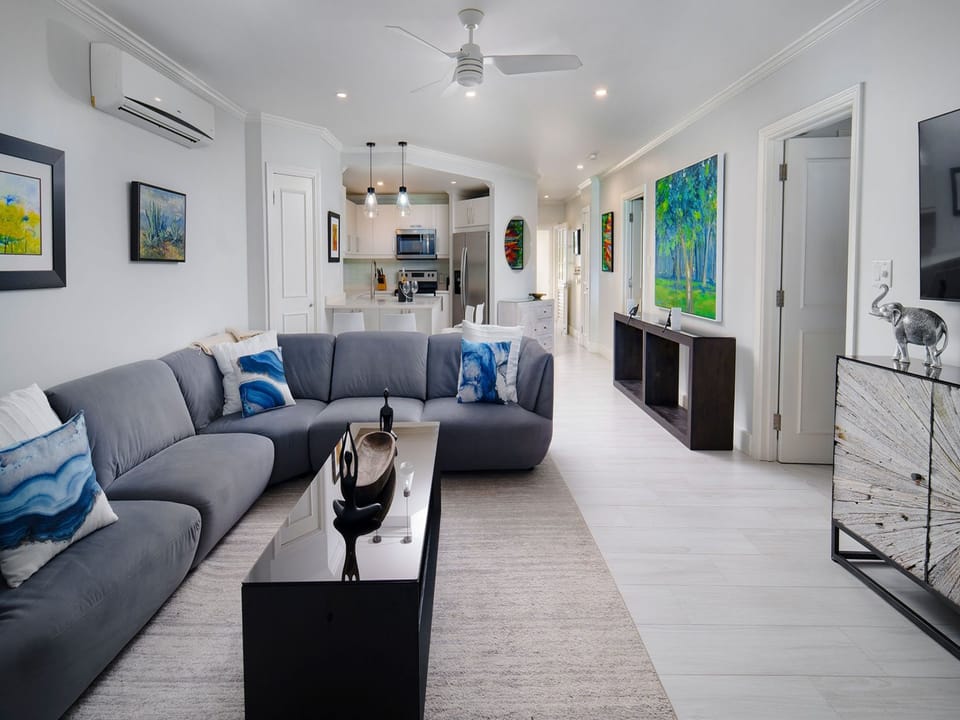 Sleek black-and-white color scheme