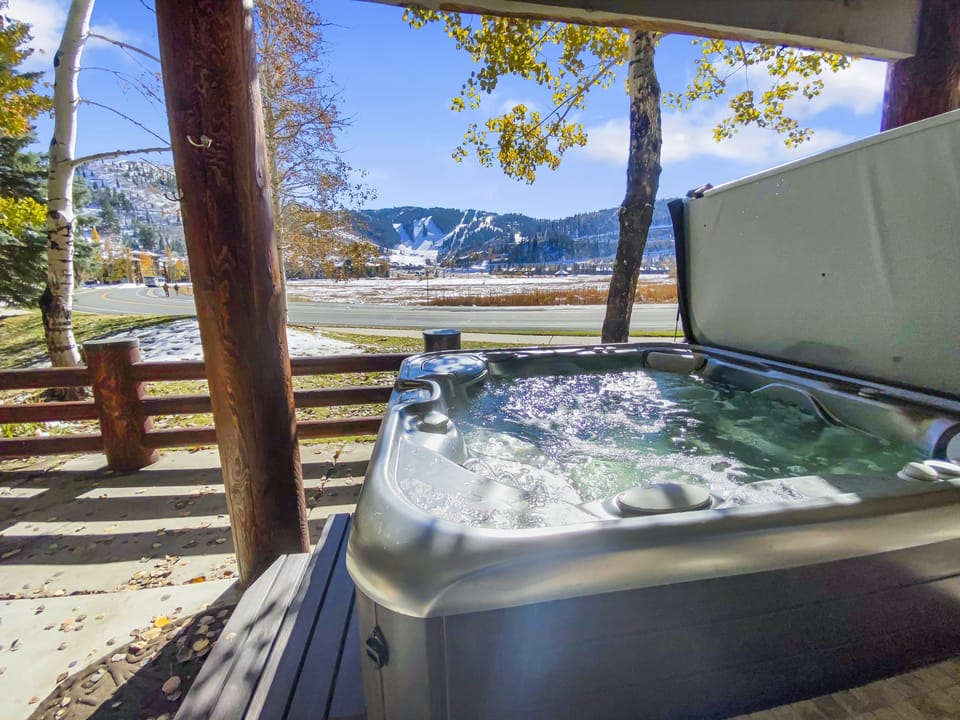 Private Hot Tub with Views