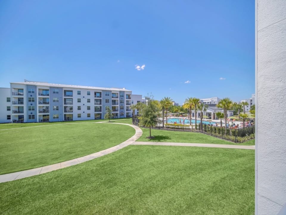 27-web-or-mls-3180-paradox-cir-203