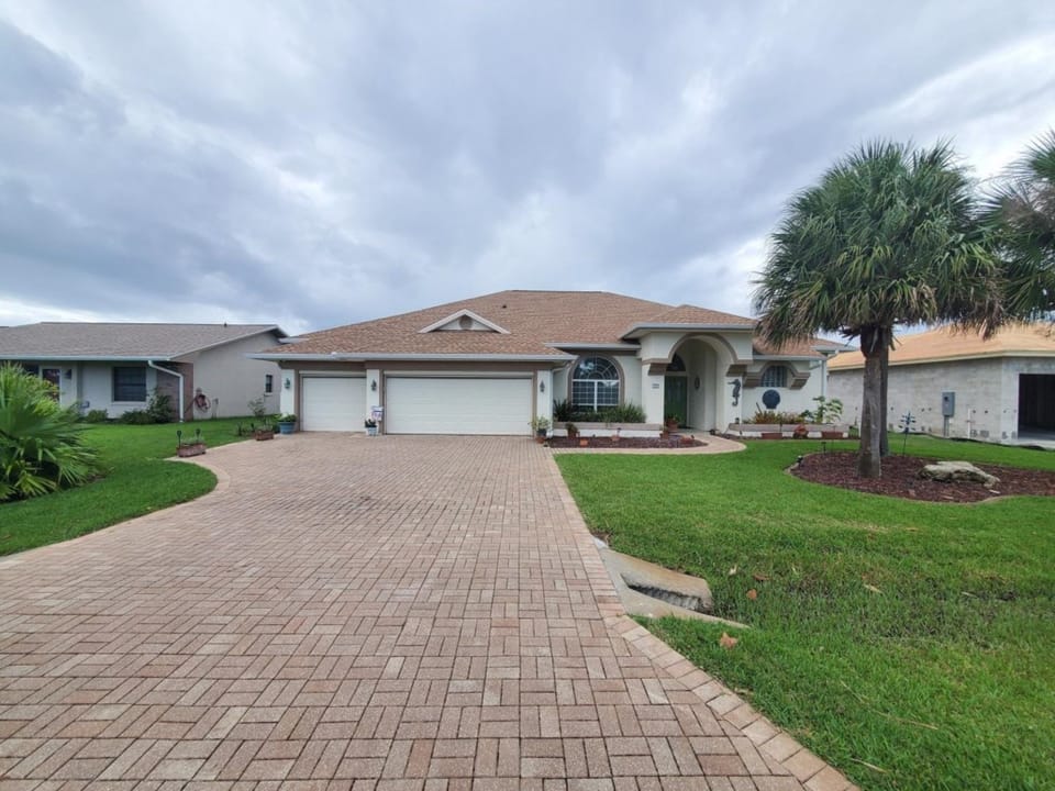 Exterior 0f Home
