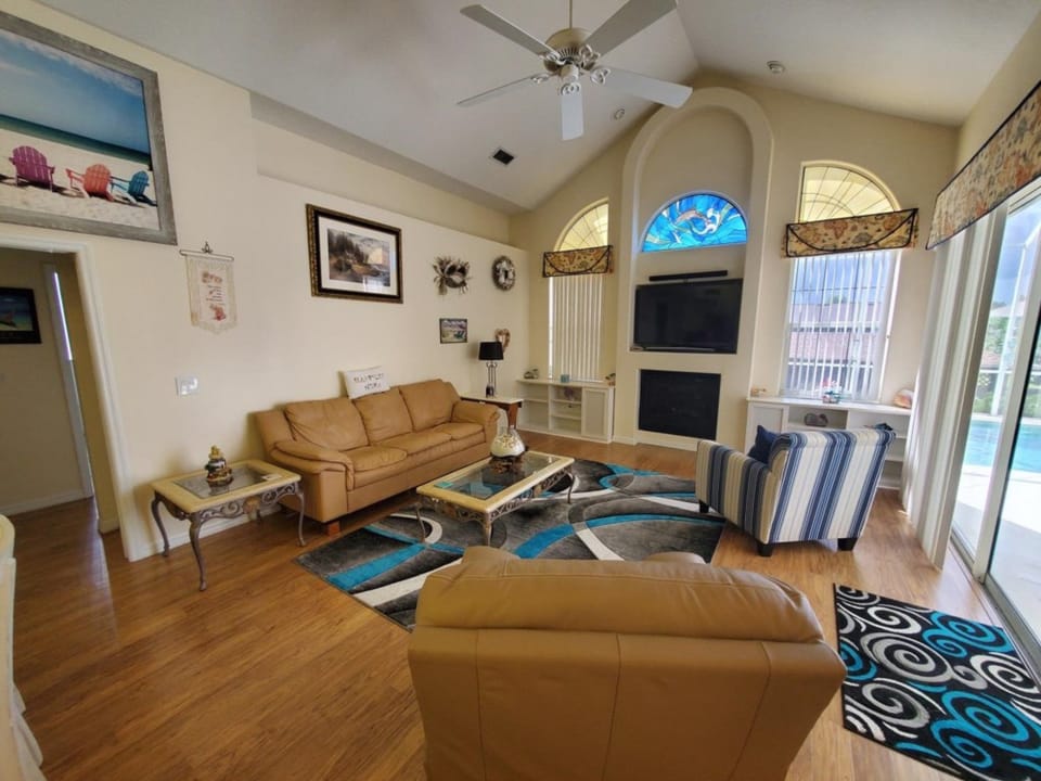 Living Room with Gas Fireplace