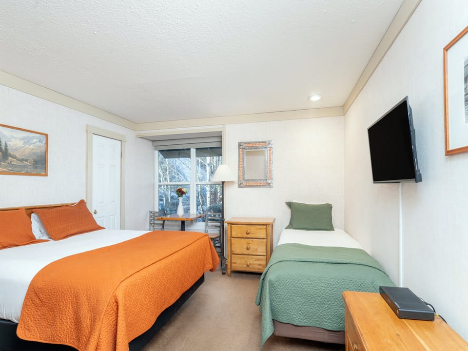 Room115