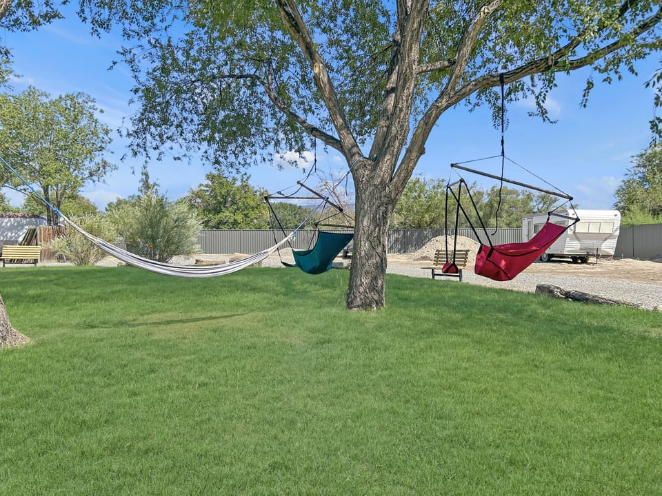 Comfy hammock and swing chairs to enjoy the outside