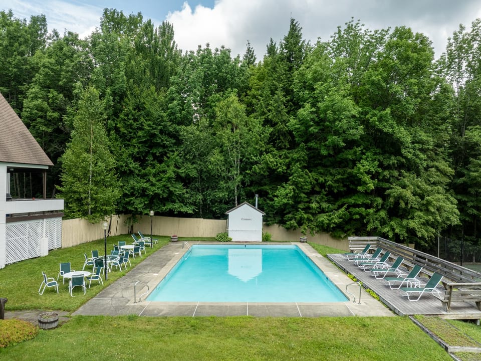 Public Pool in Complex