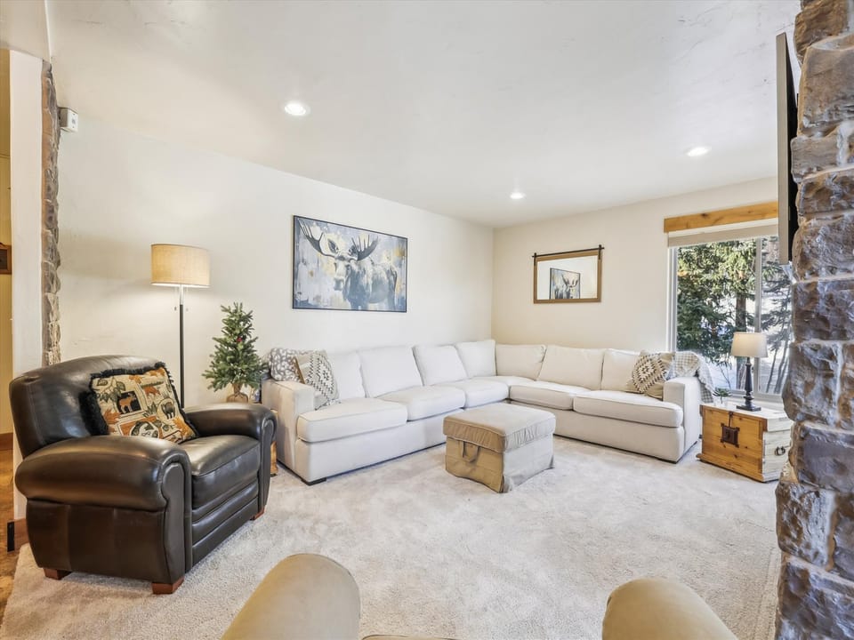 Living Room, Ski Watch 329, Breckenridge Vacation Rental