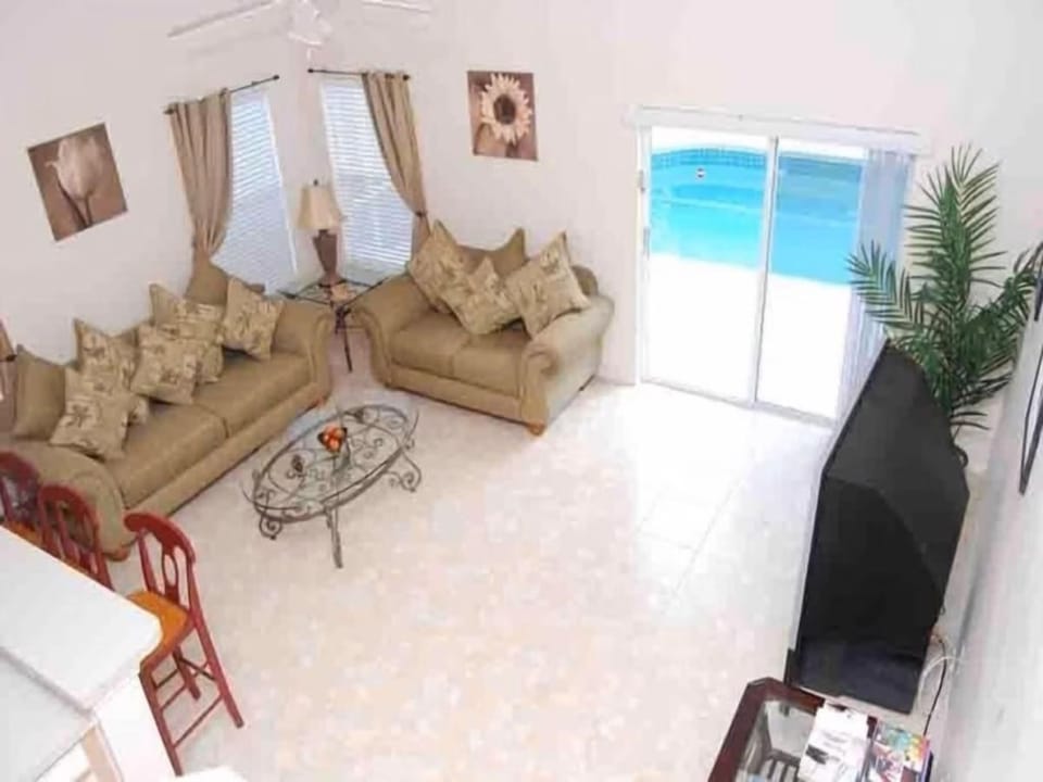 Mainroom