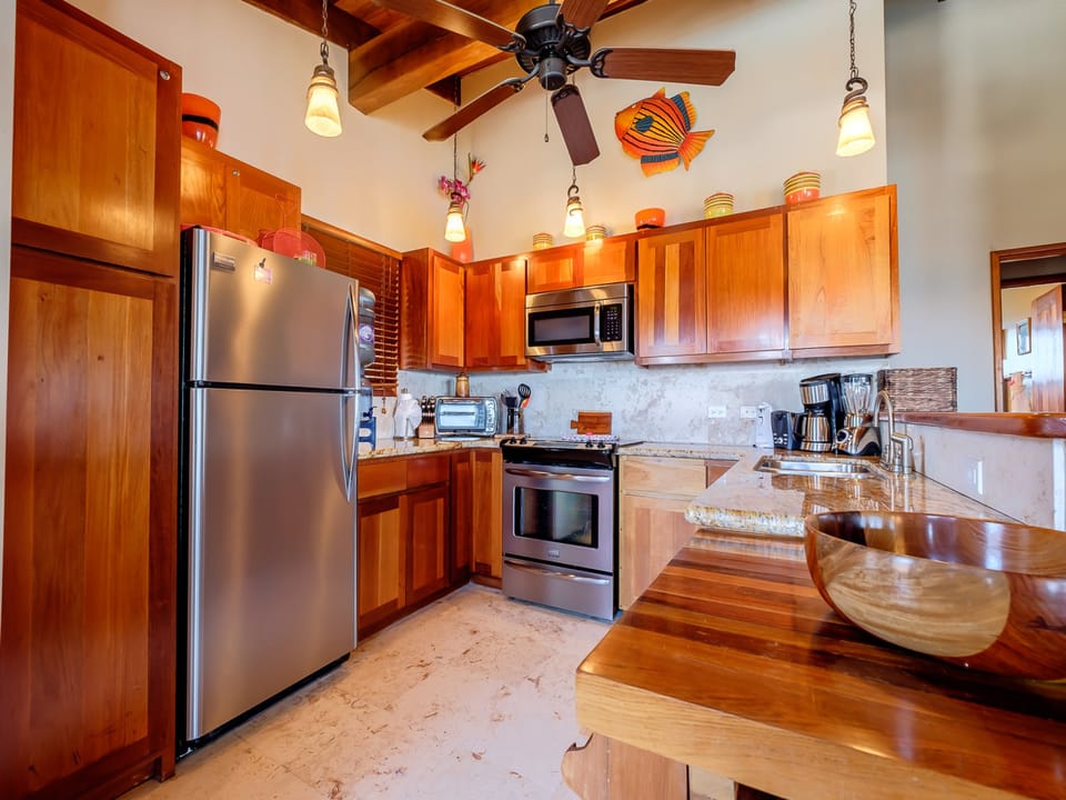 Indigo Belize 5C Kitchen